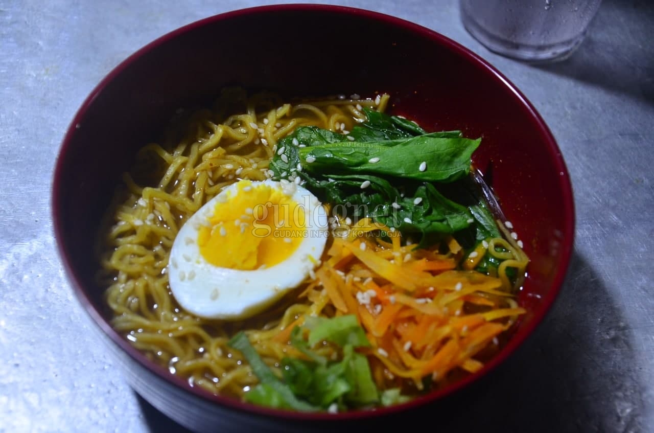 Songo Ramen, Angkringan Ramen dengan Rasa Otentik Songo Ramen, Angkringan Ramen dengan Rasa Otentik
