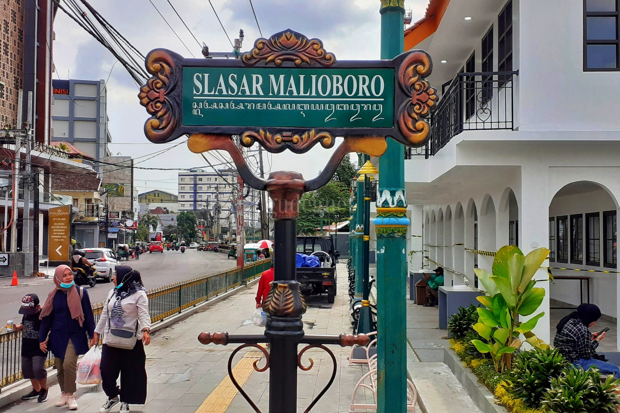 Slasar Malioboro, Ikon Kuliner dan Swafoto Baru di Sarkem. Slasar Malioboro, Ikon Kuliner dan Swafoto Baru di Sarkem.