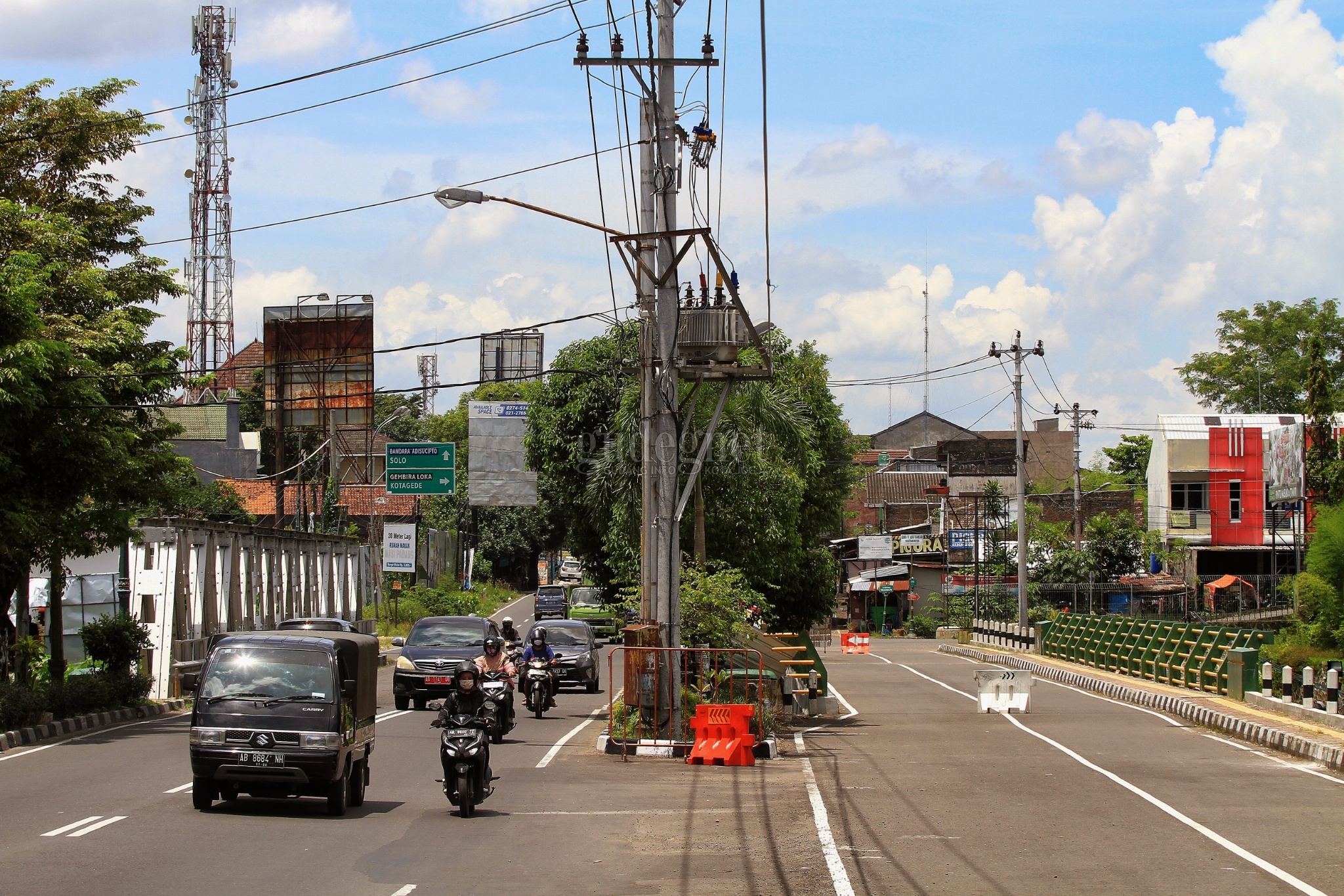 Terkendala Manajemen Lalin, Jembatan Gembira Loka Sisi Selatan Belum Dioperasikan Terkendala Manajemen Lalin, Jembatan Gembira Loka Sisi Selatan Belum Dioperasikan