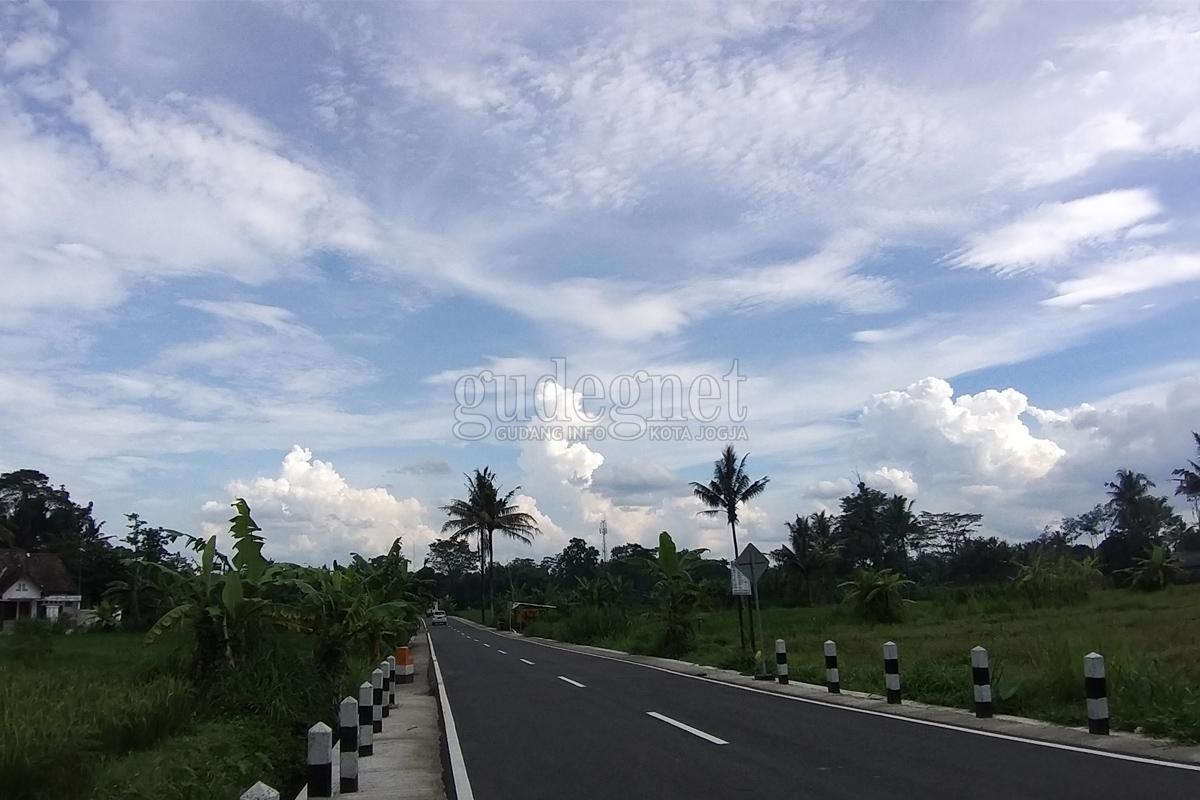 Hari Jumat, Bisa Mandi Sinar Matahari Pagi Hari Jumat, Bisa Mandi Sinar Matahari Pagi