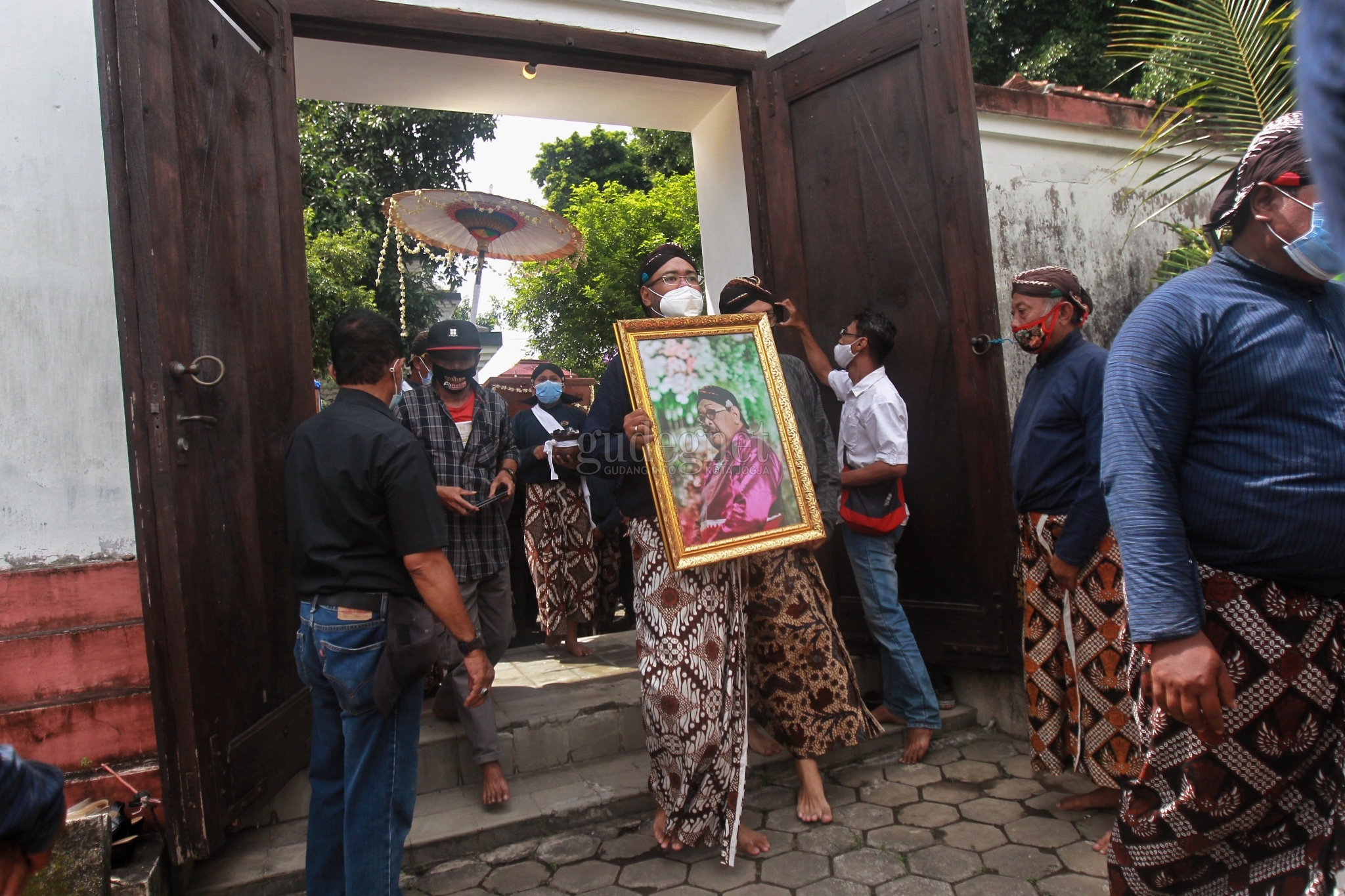 KGPH Hadiwinoto Dimakamkan di Pasareyan Hastorenggo di Kotagede KGPH Hadiwinoto Dimakamkan di Pasareyan Hastorenggo di Kotagede
