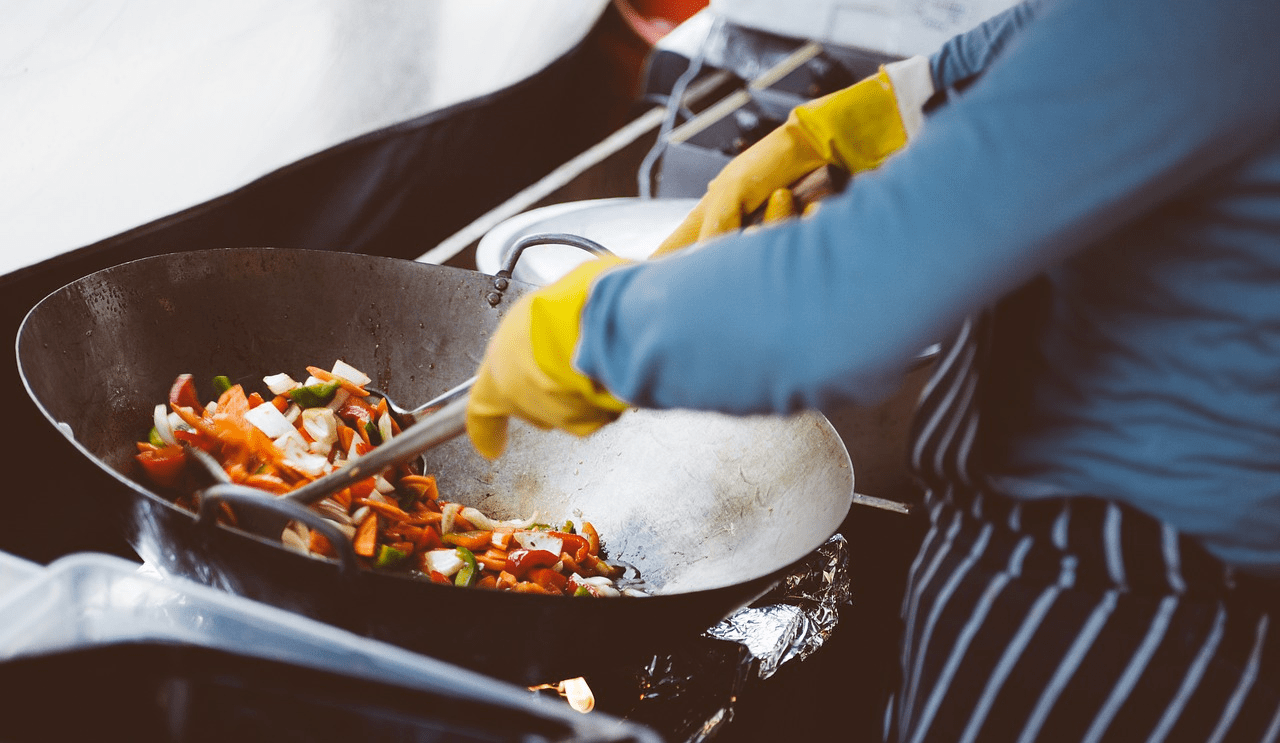 Tips Membersihkan Kerak Pada Wajan Tips Membersihkan Kerak Pada Wajan