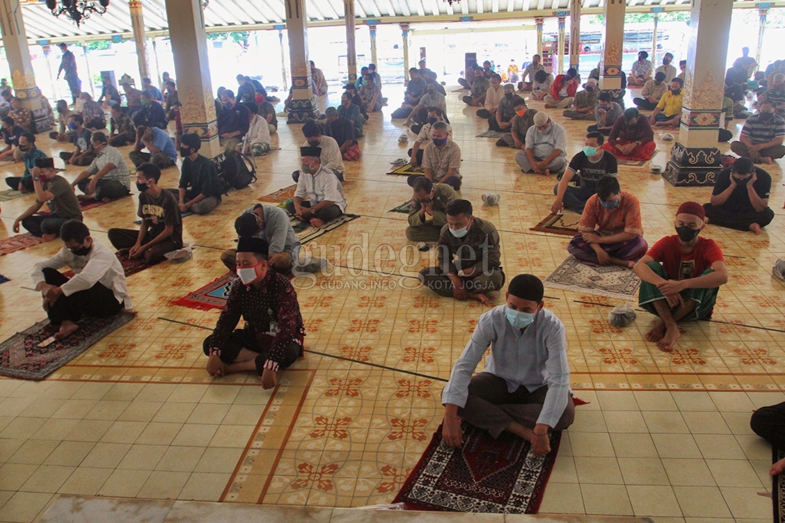 Panduan Ibadah Ramadan dan Idulfitri 2021, Tempat Ibadah Wajib Terapkan Prokes Panduan Ibadah Ramadan dan Idulfitri 2021, Tempat Ibadah Wajib Terapkan Prokes