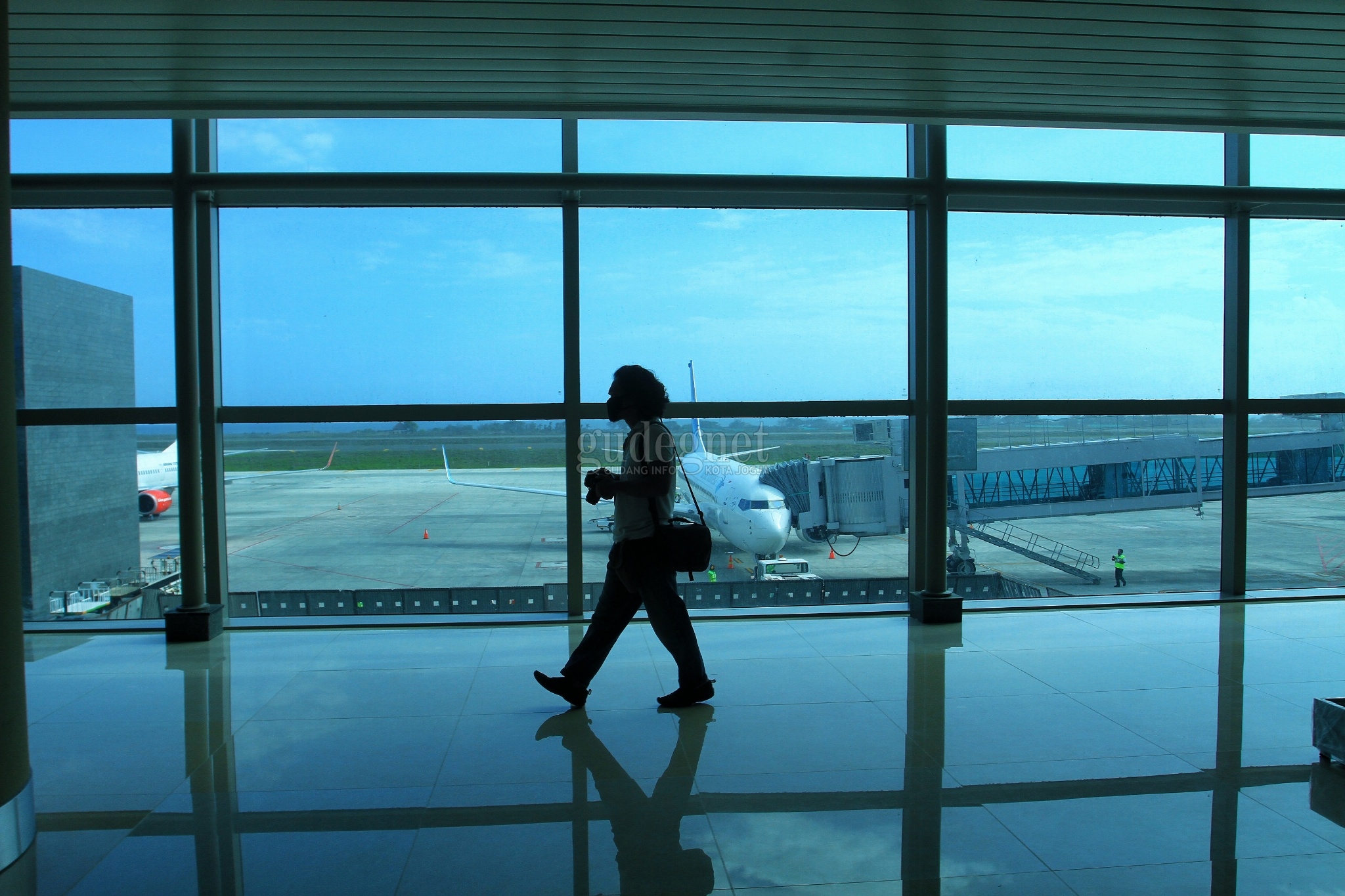 Tour Discover YIA, Menikmati Bandara YIA Tanpa Harus Jadi Penumpang Pesawat Tour Discover YIA, Menikmati Bandara YIA Tanpa Harus Jadi Penumpang Pesawat