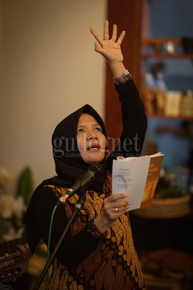 'Hujan Pertama di Bulan Purnama' Akan Diluncurkan di SBP Edisi 116 'Hujan Pertama di Bulan Purnama' Akan Diluncurkan di SBP Edisi 116