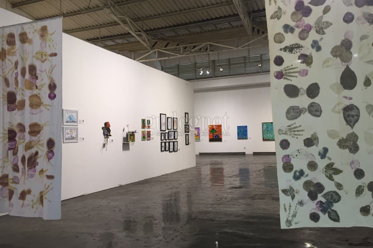 Dunia Visual Anak-anak di Pameran 'Taman Bermain' Dunia Visual Anak-anak di Pameran 'Taman Bermain'