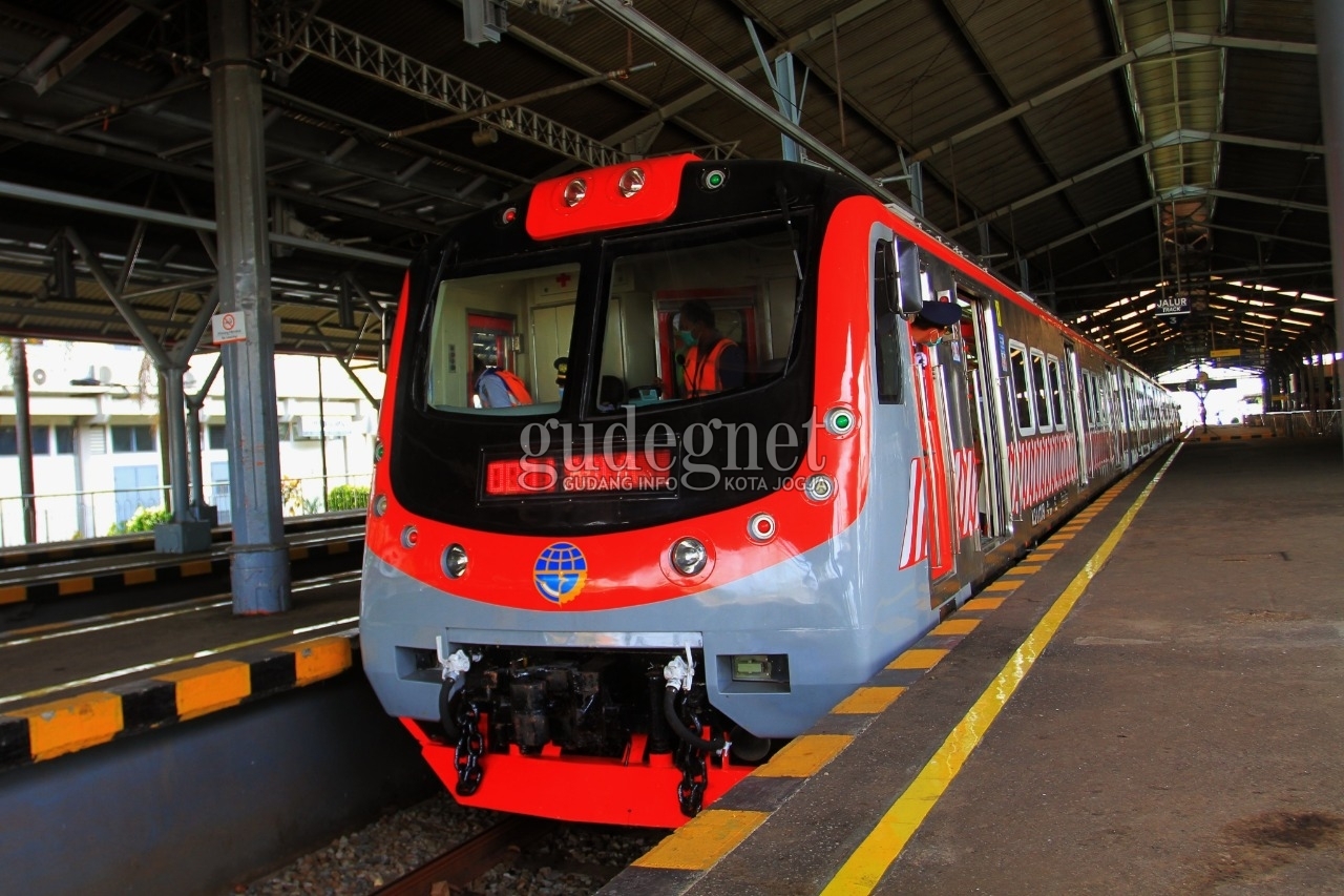 Ini Aturan Baru Naik KRL Yogya-Solo Ini Aturan Baru Naik KRL Yogya-Solo
