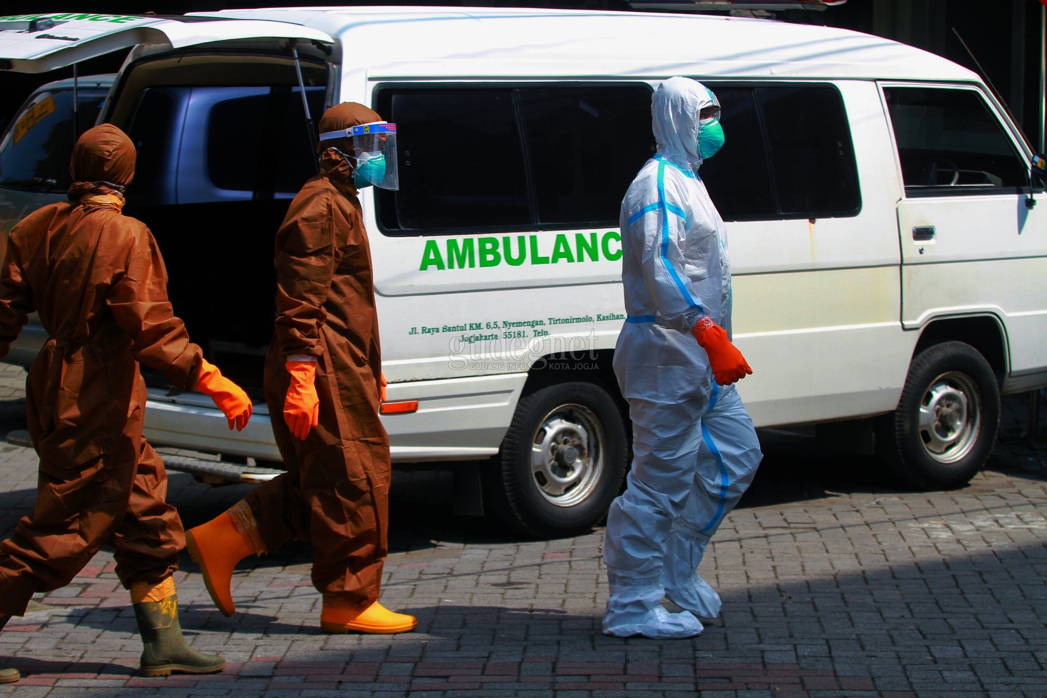 Butuh Ambulans? Ini Lokasi dan Nomor Telepon Lengkapnya Butuh Ambulans? Ini Lokasi dan Nomor Telepon Lengkapnya