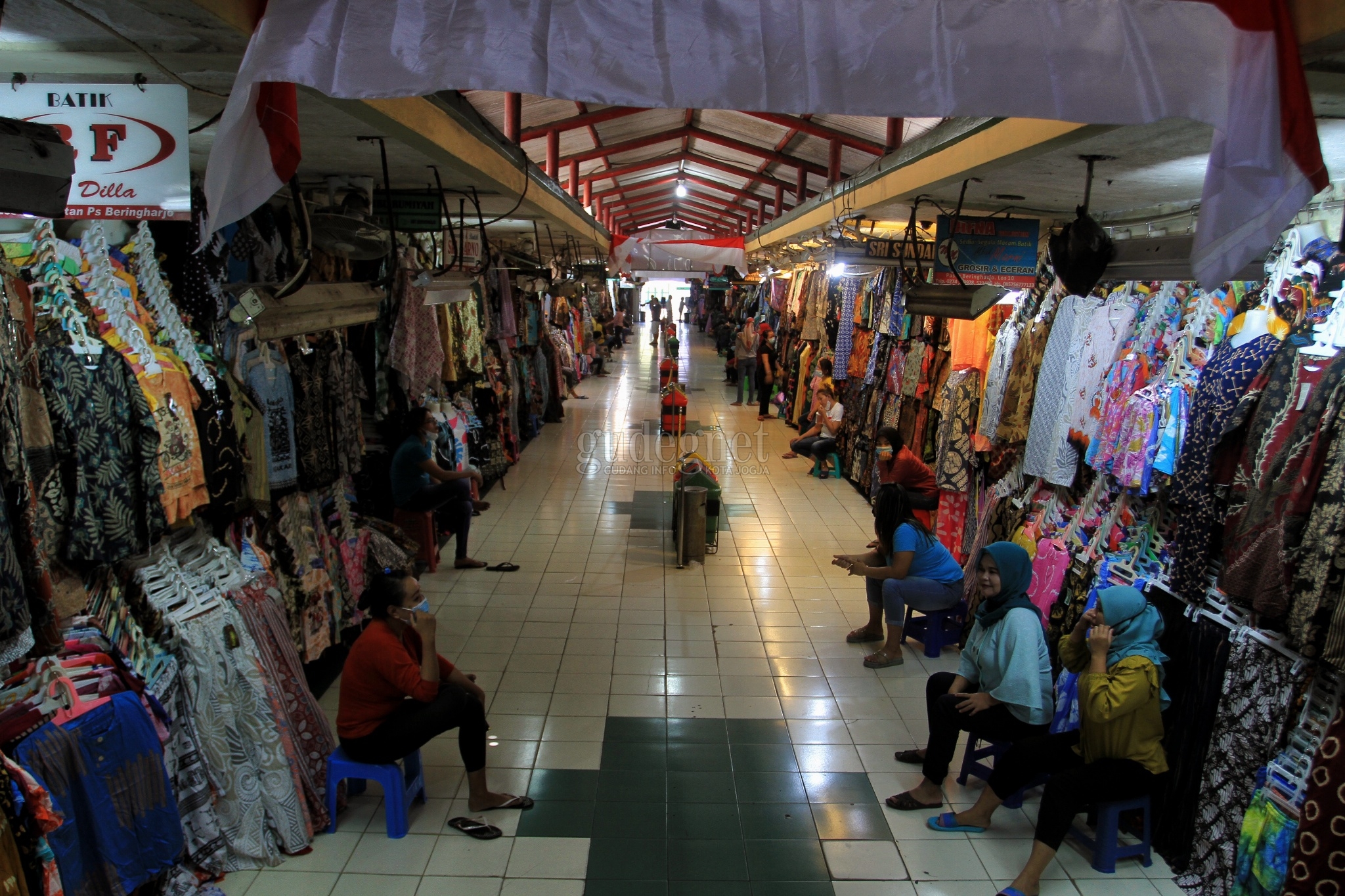 Pasar Tradisional Nonesensial Kembali Buka Pasar Tradisional Nonesensial Kembali Buka