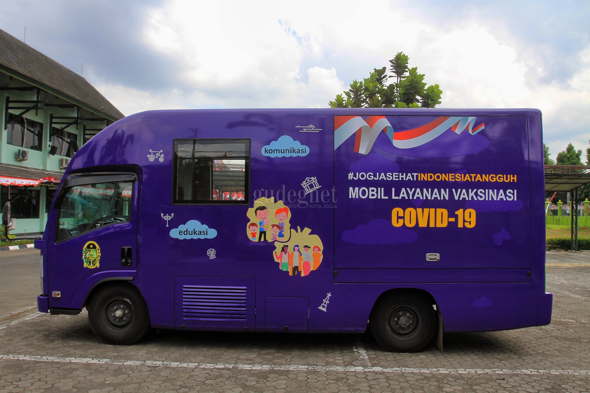 Mobile Vaksin Pemkot Akan Mulai Beroperasi Minggu Ini Mobile Vaksin Pemkot Akan Mulai Beroperasi Minggu Ini