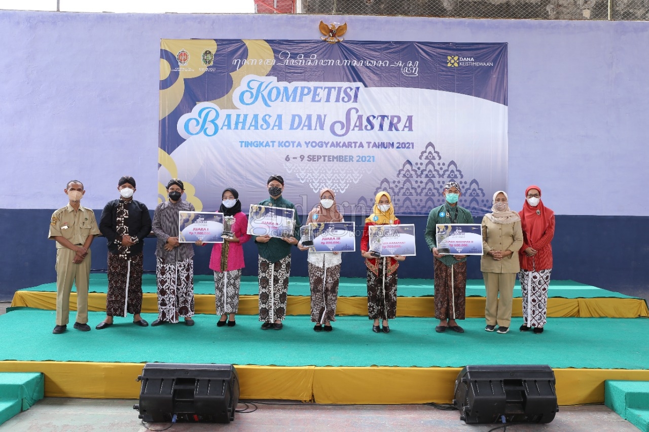 Disbud Kota Yogya Gelar Final Kompetisi Bahasa dan Sastra Disbud Kota Yogya Gelar Final Kompetisi Bahasa dan Sastra