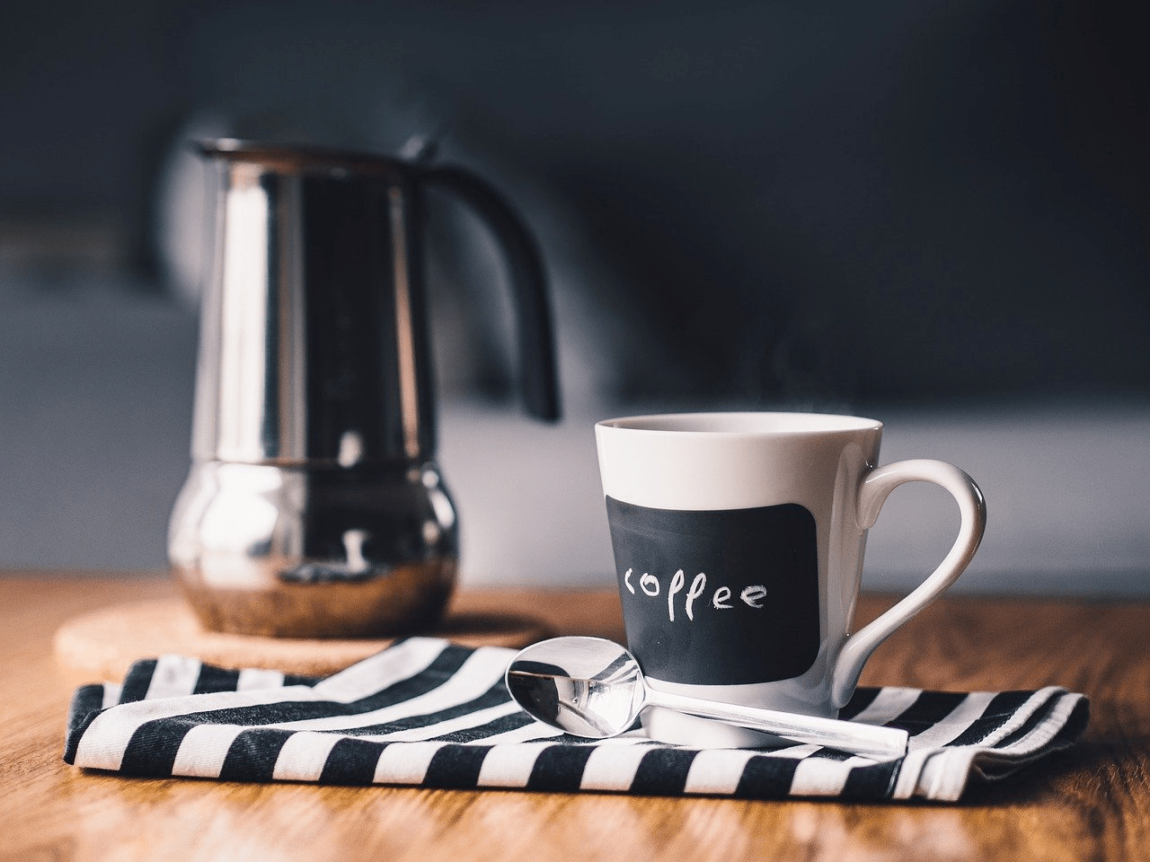 Tips Menghilangkan Noda Kopi dan Teh dari Mug Tips Menghilangkan Noda Kopi dan Teh dari Mug