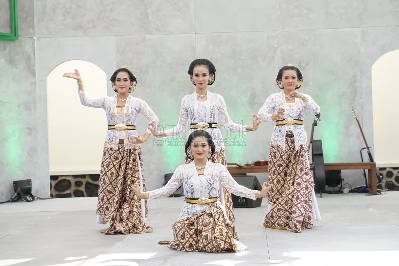 FKY 2021 Resmi Ditutup, Menjadi Catatan Bersama Tentang Kebudayaan di Yogyakarta FKY 2021 Resmi Ditutup, Menjadi Catatan Bersama Tentang Kebudayaan di Yogyakarta