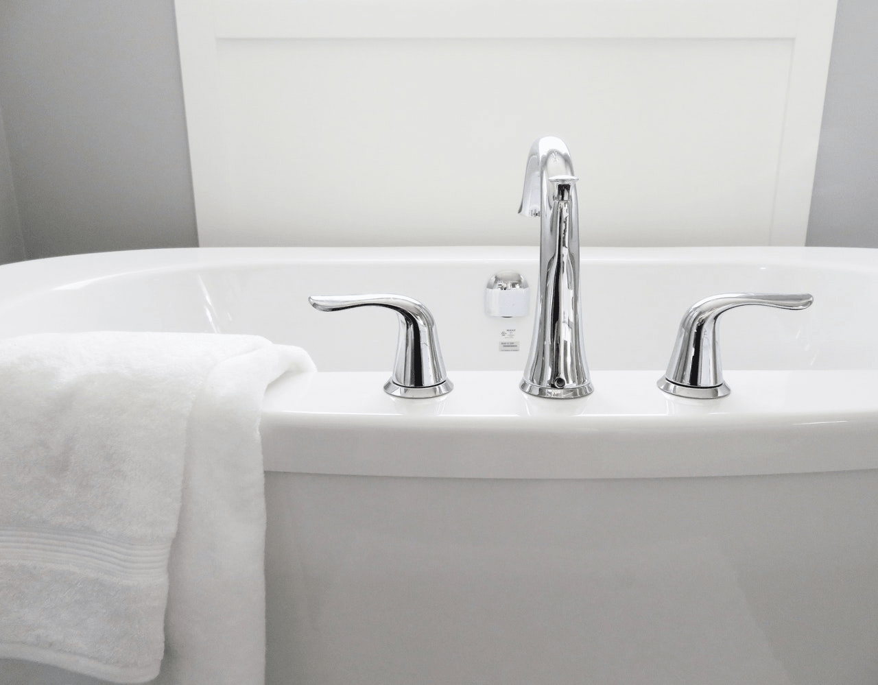 Tips Membersihkan Bathtub Tips Membersihkan Bathtub