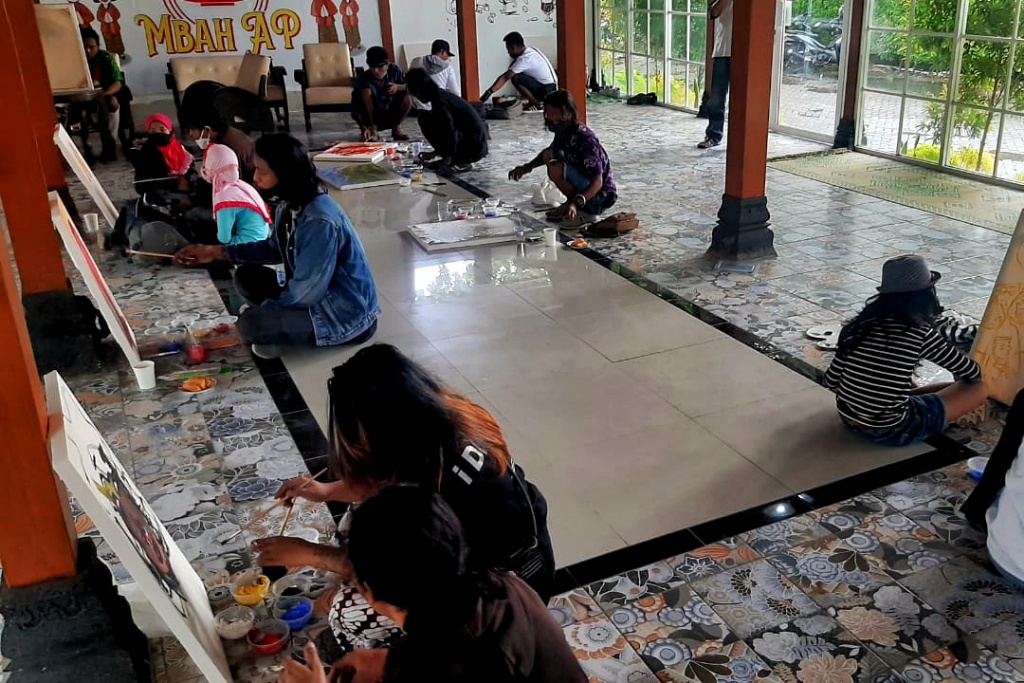 Kenang Jasa Pahlawan, 10 Seniman Gelar Aksi Melukis On The Spot Kenang Jasa Pahlawan, 10 Seniman Gelar Aksi Melukis On The Spot