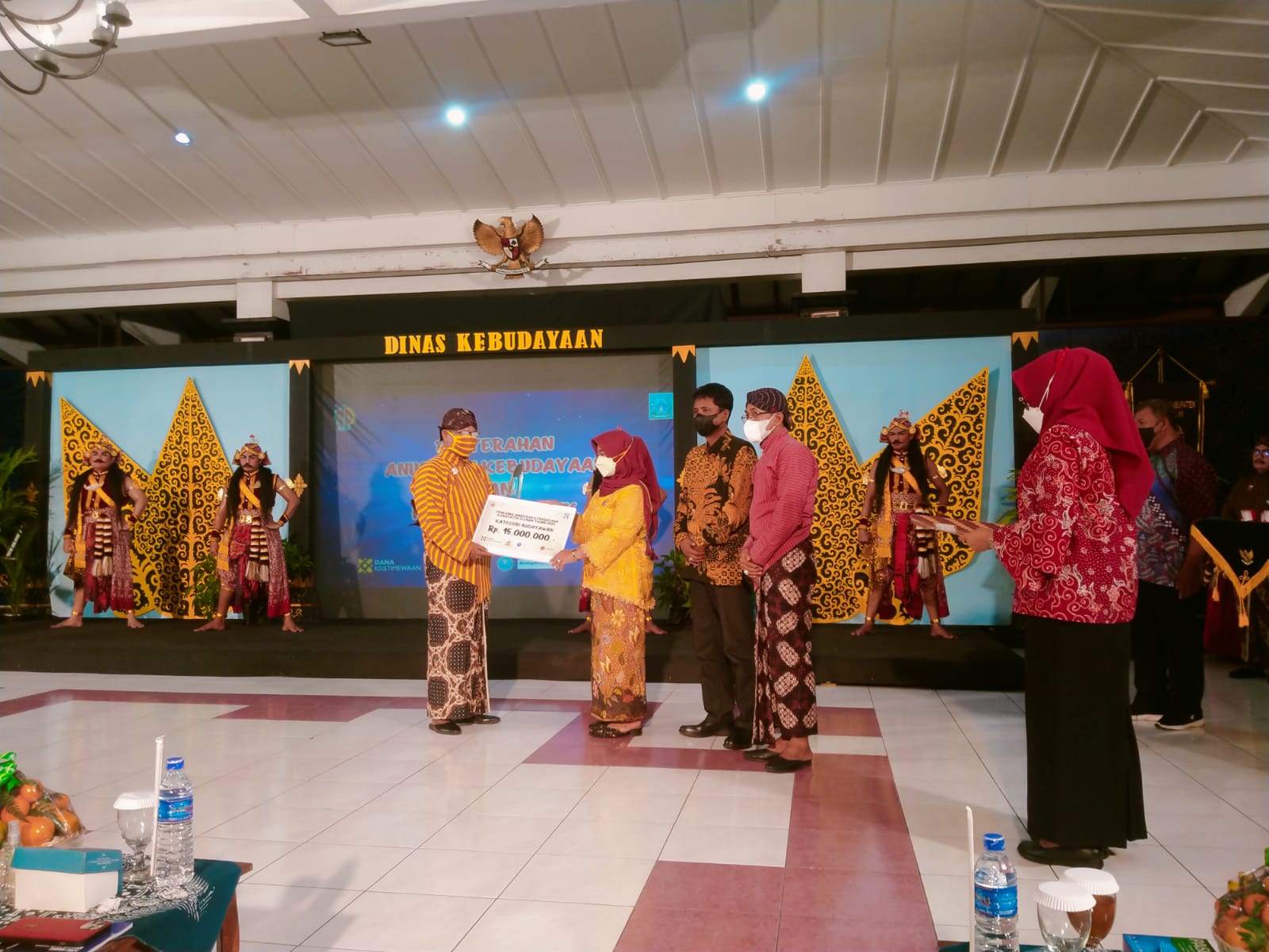 Sleman Beri Penghargaan Anugerah Kebudayaan dan Hibah Alat Musik Sleman Beri Penghargaan Anugerah Kebudayaan dan Hibah Alat Musik
