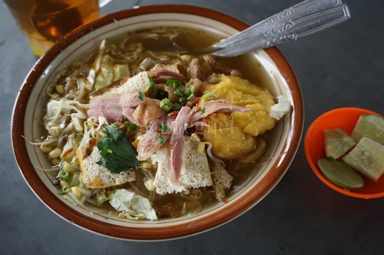 Soto Lenthok Pak Parman, Andalan untuk Sarapan Soto Lenthok Pak Parman, Andalan untuk Sarapan
