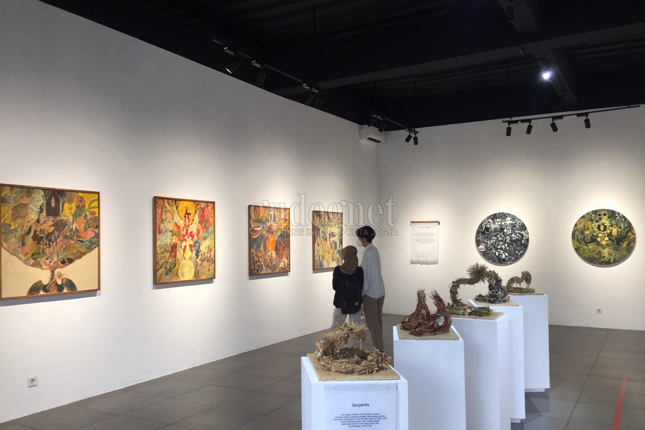 Pameran Conviction, Eksplorasi dan Penerimaan Diri Pameran Conviction, Eksplorasi dan Penerimaan Diri