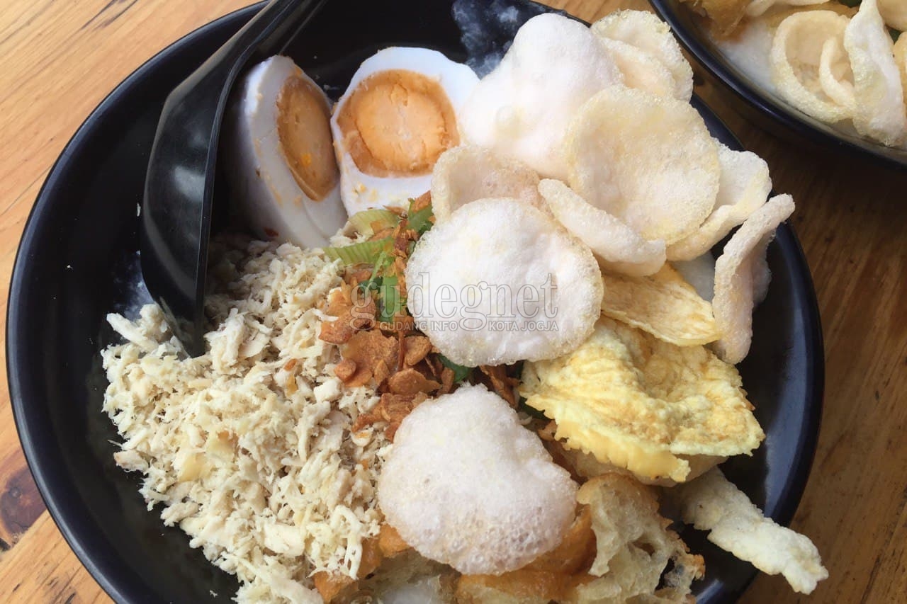 Bubur Ayamnya Opa Sajikan Bubur Hainan Bubur Ayamnya Opa Sajikan Bubur Hainan