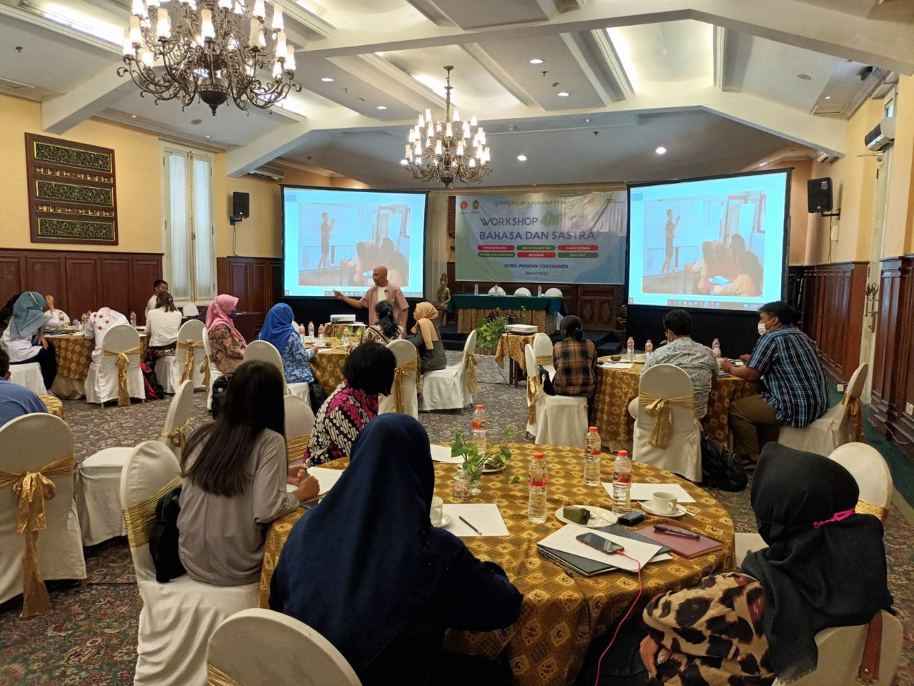 Lestarikan Sastra Lokal, Disbud Kota Gelar Workshop Penulisan Dongeng Lestarikan Sastra Lokal, Disbud Kota Gelar Workshop Penulisan Dongeng