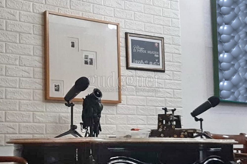 “Selamat Pagi”, Dunia Besar dalam Karya Kecil Reno Megy “Selamat Pagi”, Dunia Besar dalam Karya Kecil Reno Megy