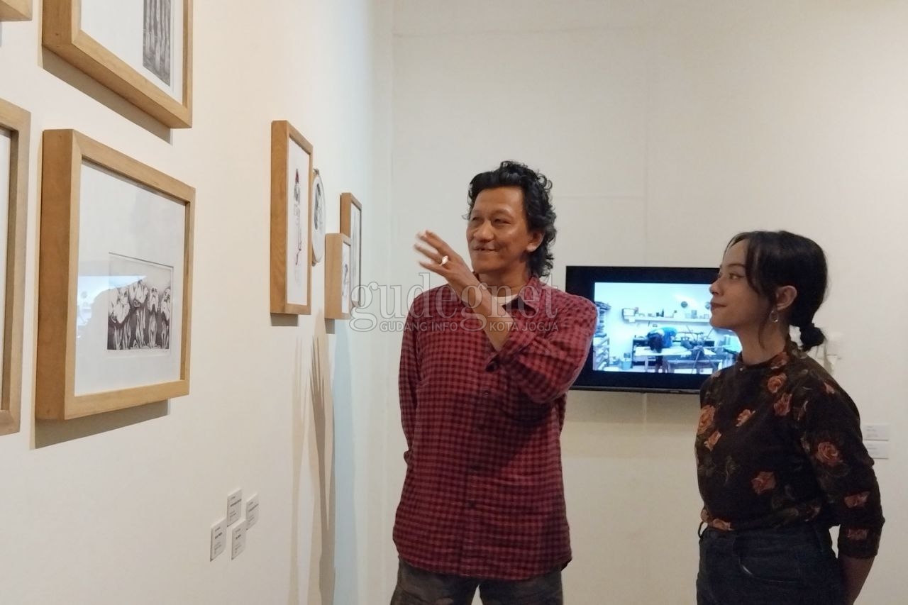 Mahasiswa Seni Murni ISI Surakarta MBKM di Studio Grafis Minggiran Mahasiswa Seni Murni ISI Surakarta MBKM di Studio Grafis Minggiran