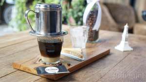 Fullmoon, Creative Coffee Berkonsep 