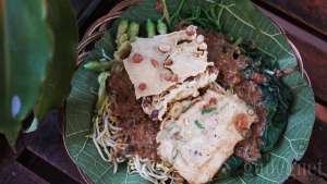 Warung Mamajo: Kuliner Fusion Mandarin Jowo Murah