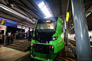 Mudahkan Penumpang YIA, KAI DAOP 6 Luncurkan KA Bandara