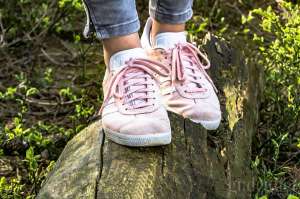 Tips Mengeringkan Sepatu 