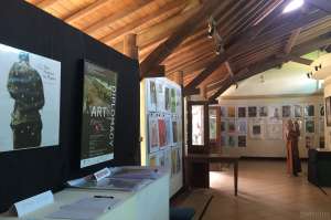 ‘Masa Lalu Belumlah Usai’ Tampilkan Lebih dari 500 Poster Pameran Seni Rupa  