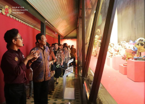 Pameran Abalakuswa Tampilkan Busana Keraton Yogya