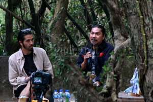 Catatan Perupa Jumaldi Alfi dalam Buku “Taman Rasa”